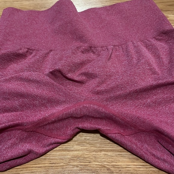 NVGTN M Crimson NV Seamless Legging - Picture 6 of 6